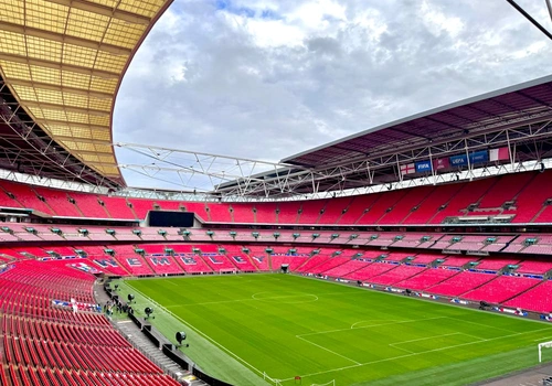 Lugares: estádio de Wembley